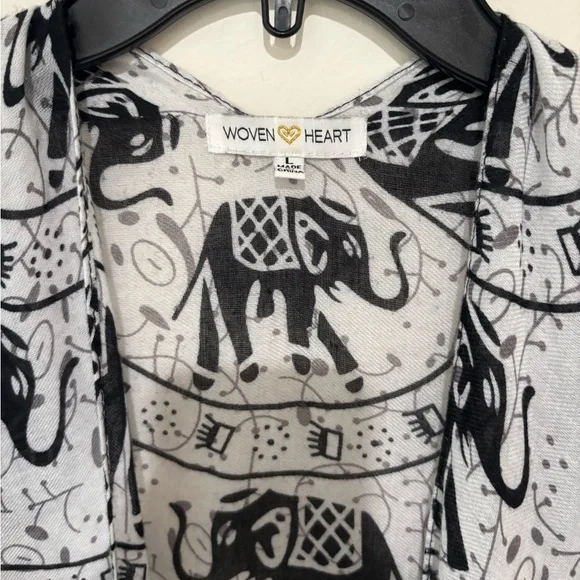 Woven Heart Monochrome Elephant Pattern Kimono size large - Picture 2 of 5